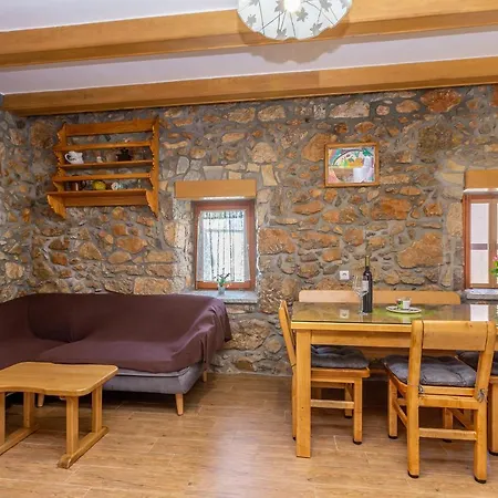Holiday Home Vrh Vrh (Krk)