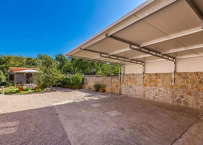 Дом отдыха Holiday Home Vrh *