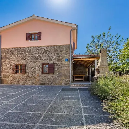 Holiday Home Vrh Vrh (Krk)