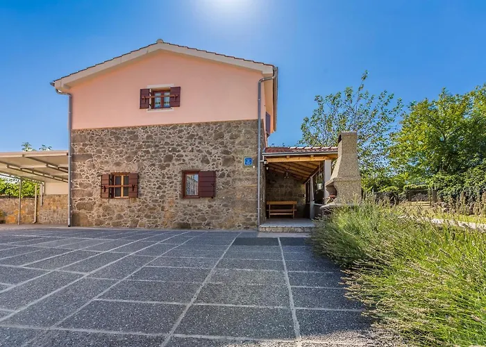 Holiday Home Vrh Vrh (Krk)