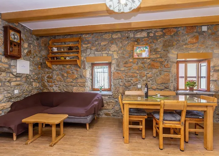 Holiday Home Vrh Vrh (Krk)