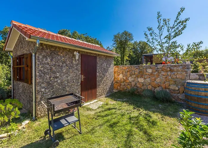 Holiday Home Vrh Vrh (Krk)