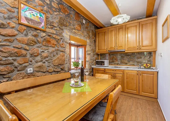 Holiday Home Vrh