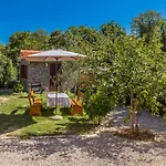 Holiday Home Vrh Nyaraló