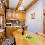 Holiday Home Vrh *